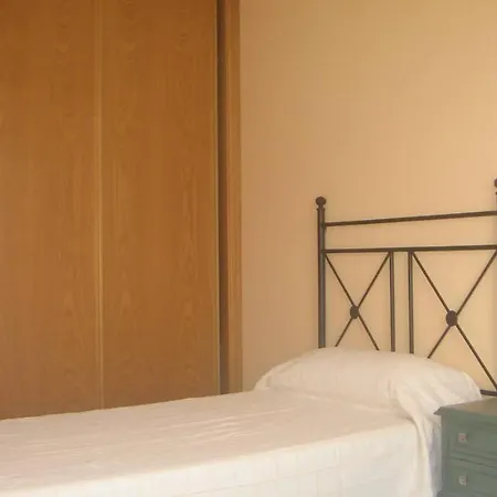 Apartamento Familiar Y Muy Acogedor. Apartment *